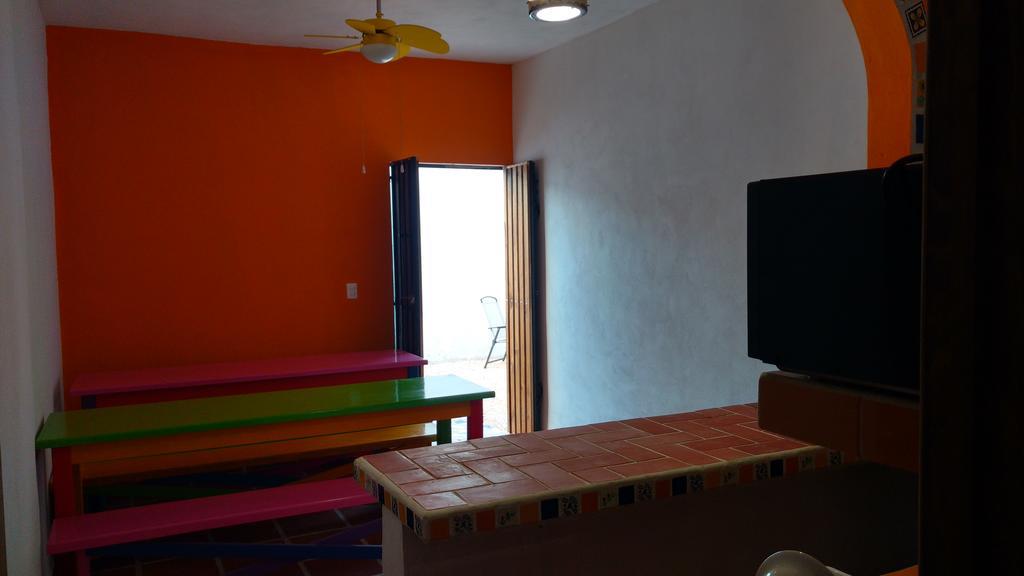 Mexicasa Cancun Hostel Exterior photo