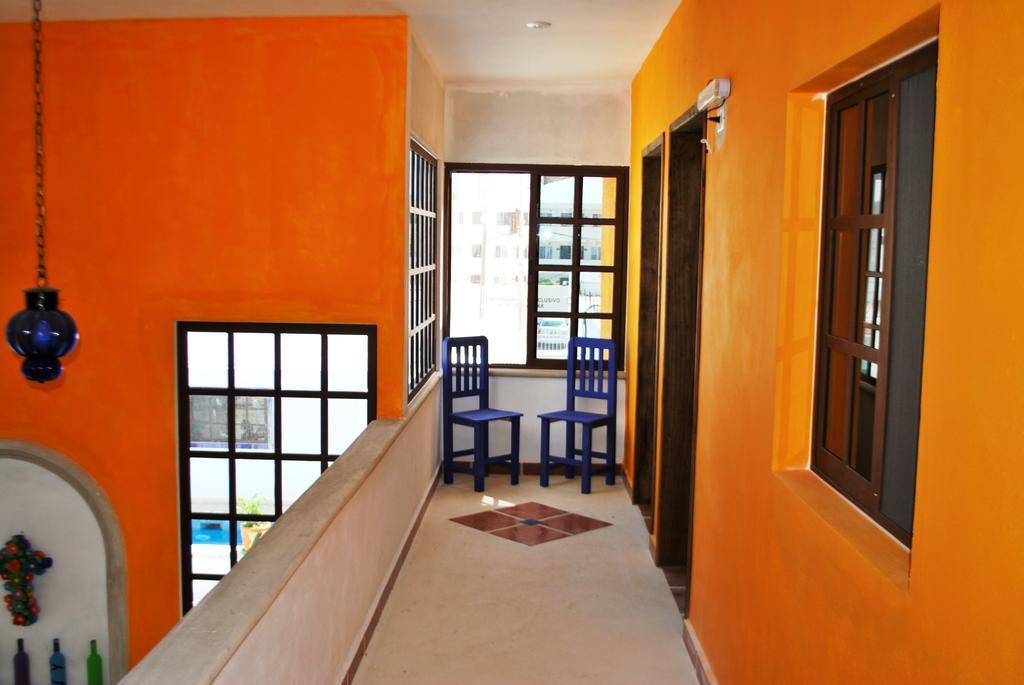 Mexicasa Cancun Hostel Exterior photo