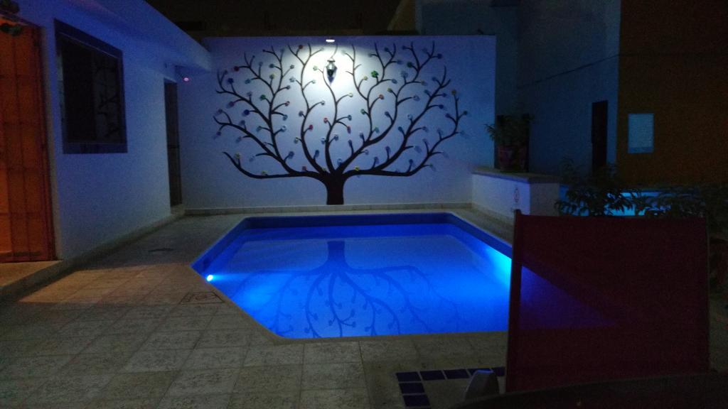 Mexicasa Cancun Hostel Exterior photo