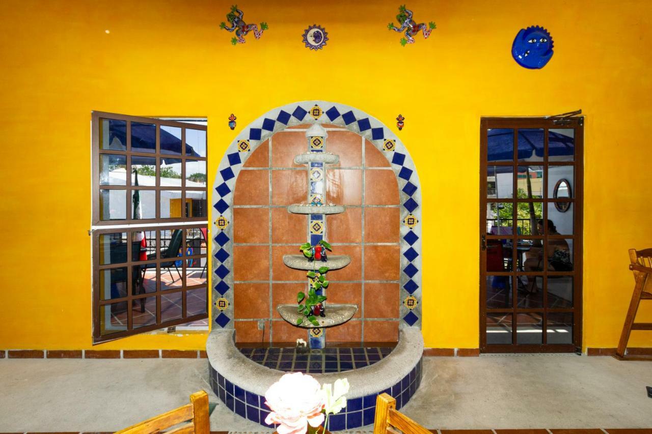 Mexicasa Cancun Hostel Exterior photo
