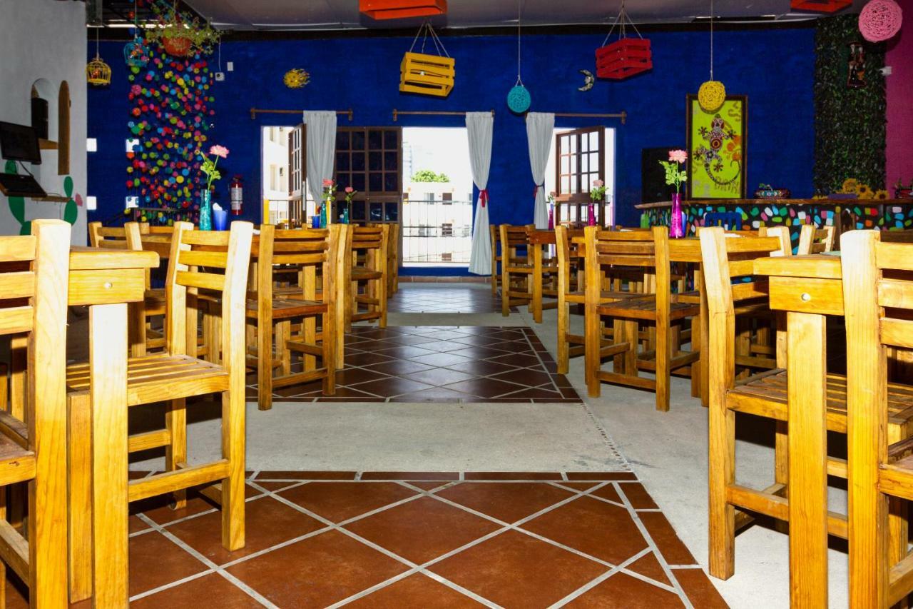 Mexicasa Cancun Hostel Exterior photo